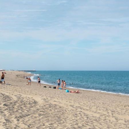T3 - Parking - Plage / 6 Personnes Le Barcarès Buitenkant foto